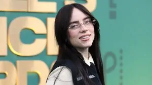 Billie Eilish Peoples Choice Awards GettyImages 2021412863 H 2024